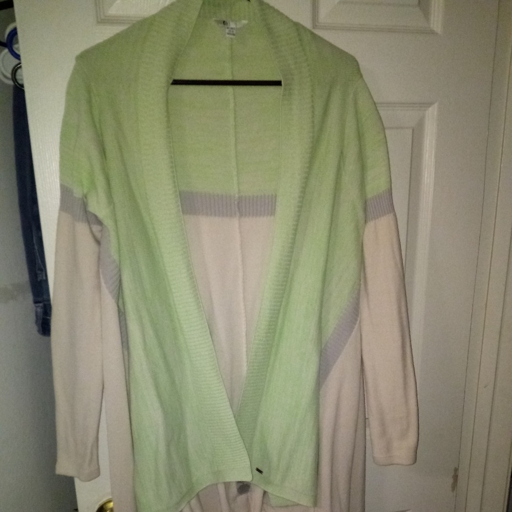 Volcom sweater